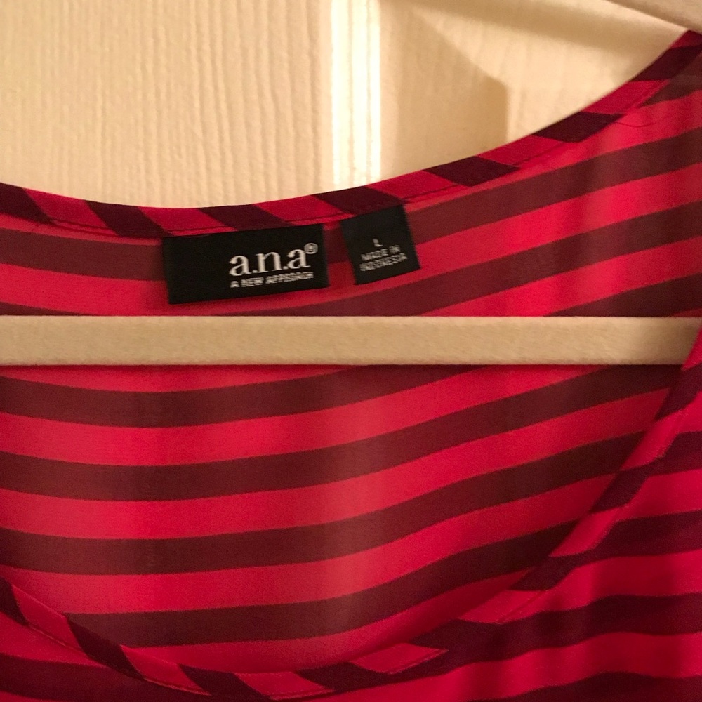 Blouse - Picture 2 of 6